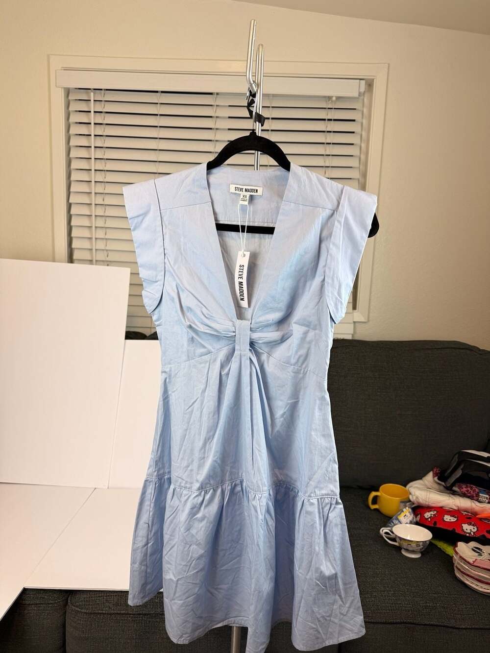 NWT  XS Steve Madden Women's Light Blue V-Neck Tiered Mini Dress Cap Sleeve - Picture 2 of 4